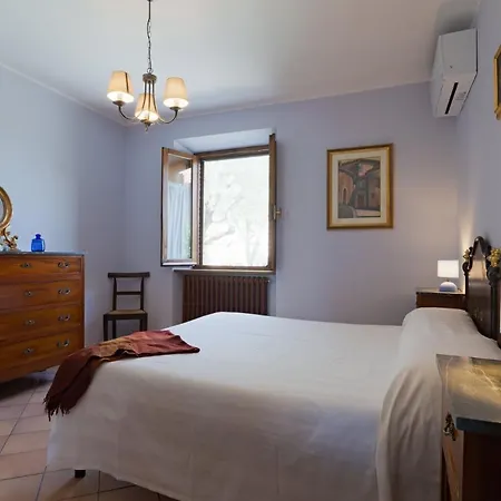 Casa Paris Villa San Severino Marche